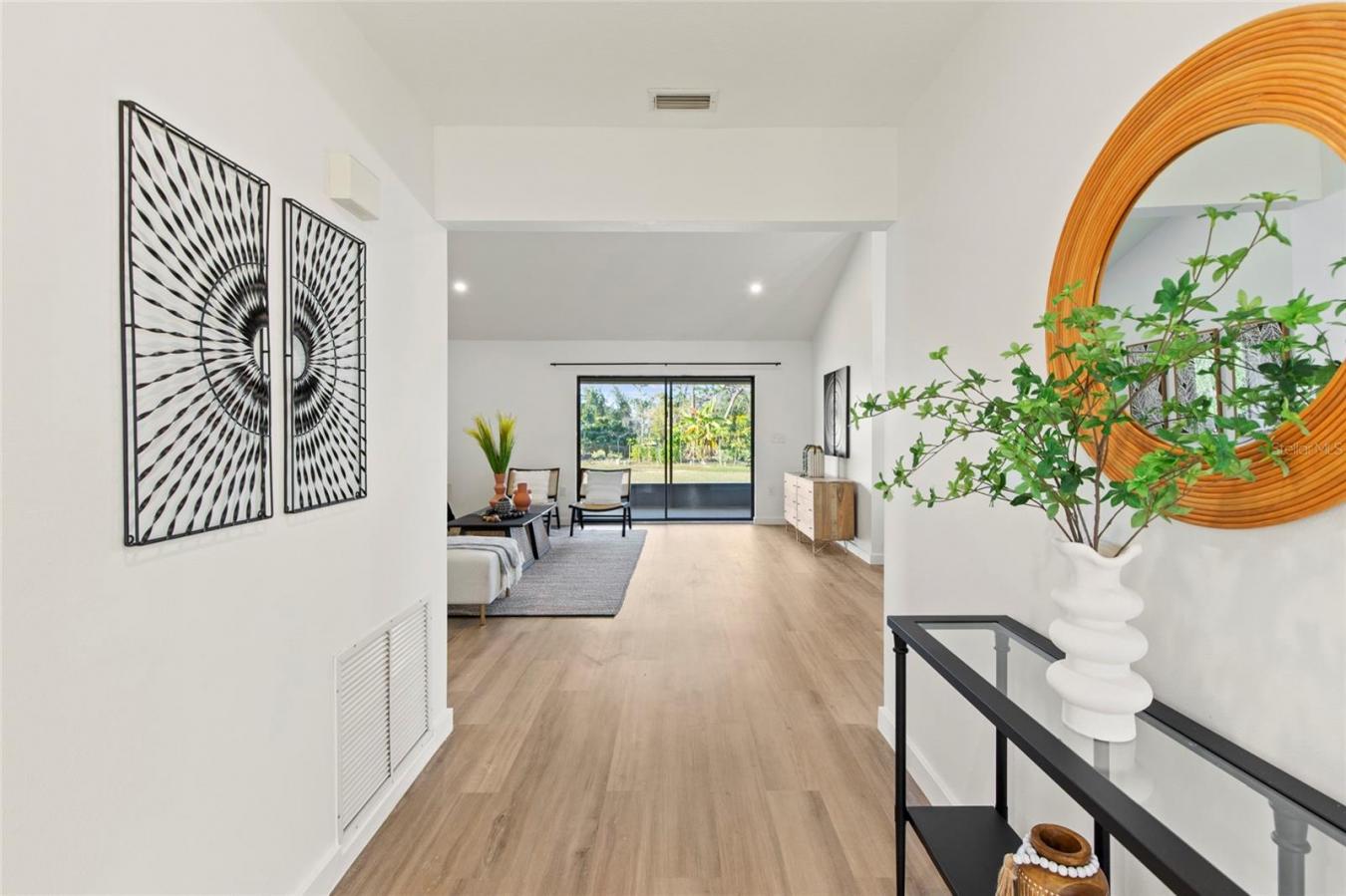 SARASOTA, Sarasota, 34240, United States, 4 Bedrooms Bedrooms, ,3 BathroomsBathrooms,Residential,For Sale,2001593