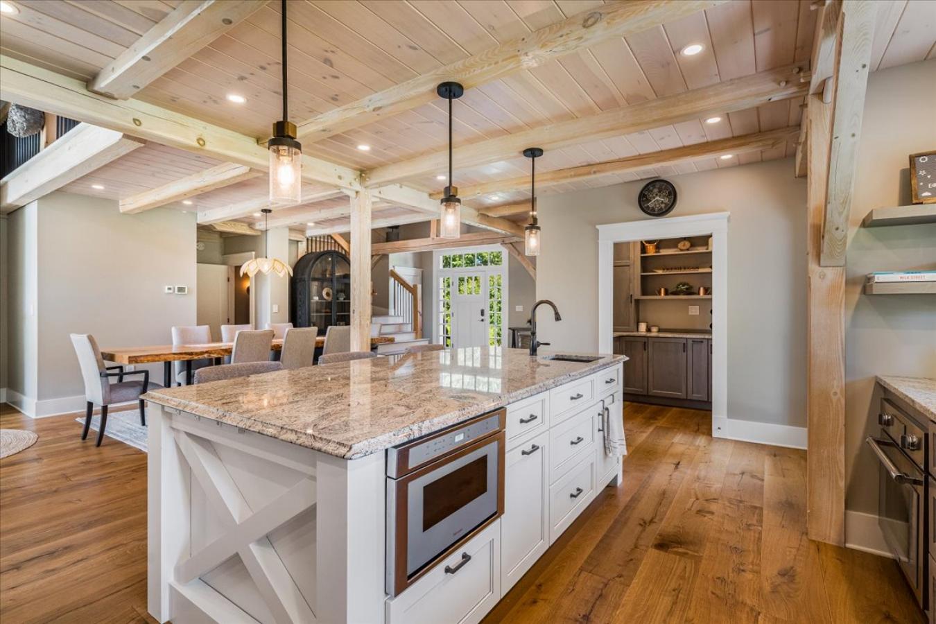 Weare, Merrimack, 03281, United States, 4 Bedrooms Bedrooms, ,4 BathroomsBathrooms,Residential,For Sale,2001592