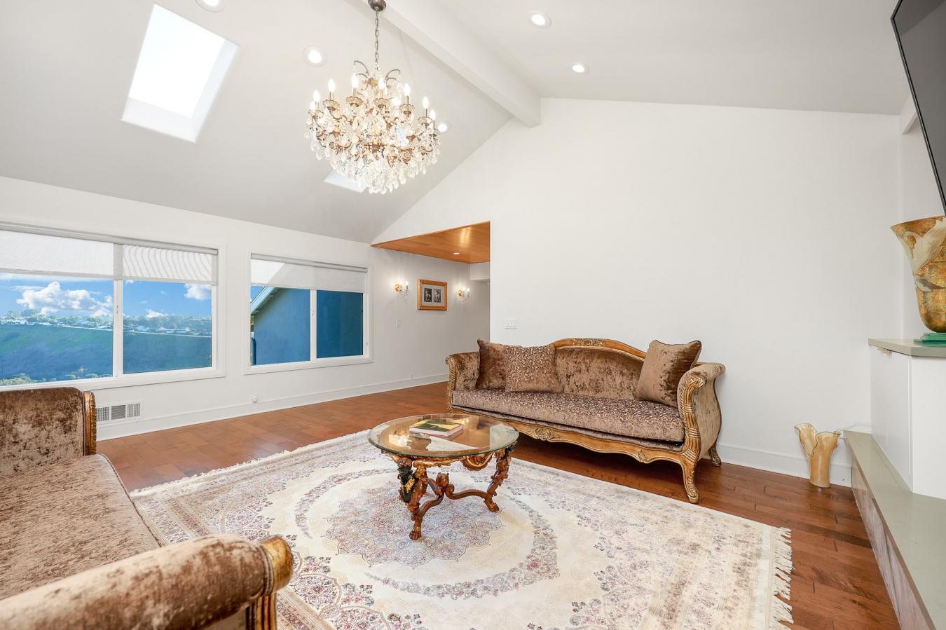 La Jolla, California, 92037, United States, 6 Bedrooms Bedrooms, ,6 BathroomsBathrooms,Residential,For Sale,2001589