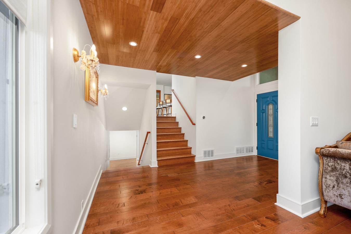 La Jolla, California, 92037, United States, 6 Bedrooms Bedrooms, ,6 BathroomsBathrooms,Residential,For Sale,2001589