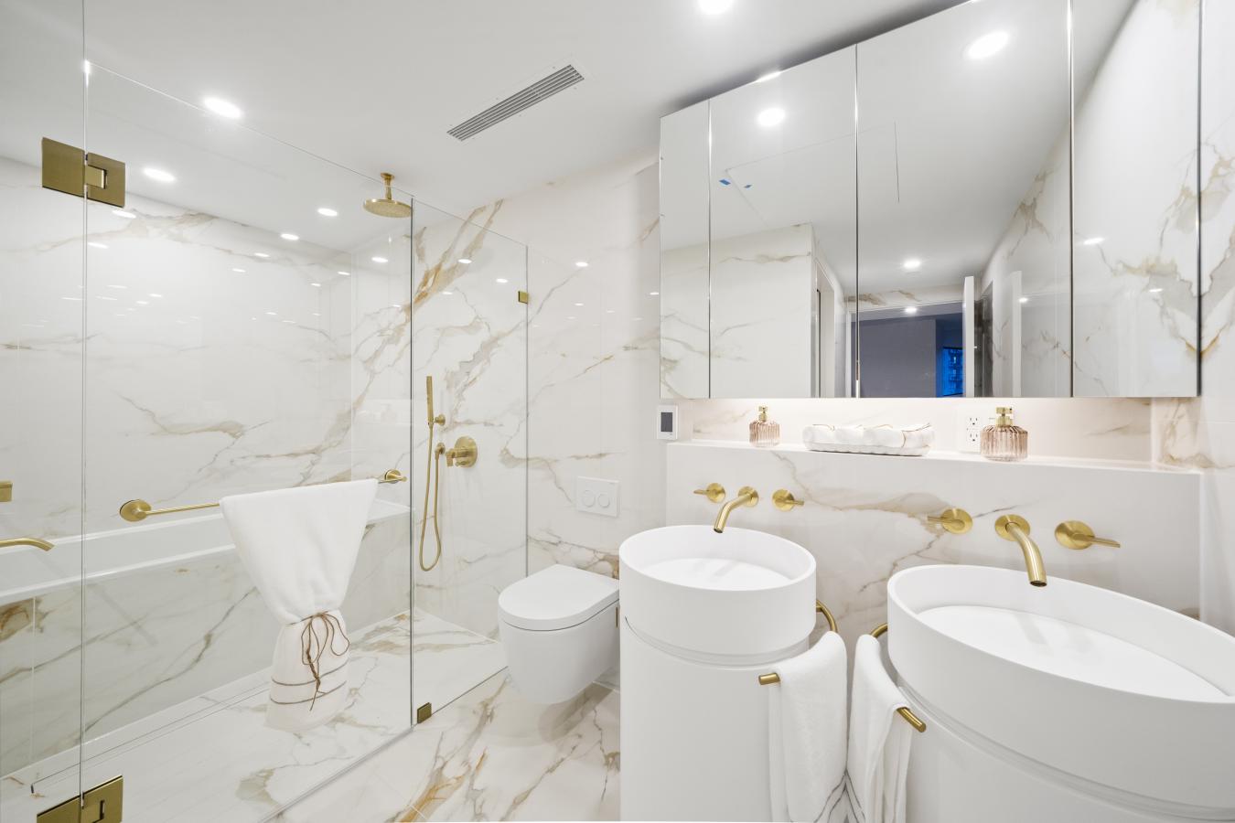 VANCOUVER, CANADA, V6E 0E5, Canada, 2 Bedrooms Bedrooms, ,Residential,For Sale,2001588