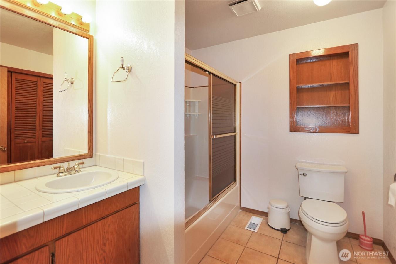 Tacoma, Pierce, 98446, United States, 4 Bedrooms Bedrooms, ,3 BathroomsBathrooms,Residential,For Sale,2001585