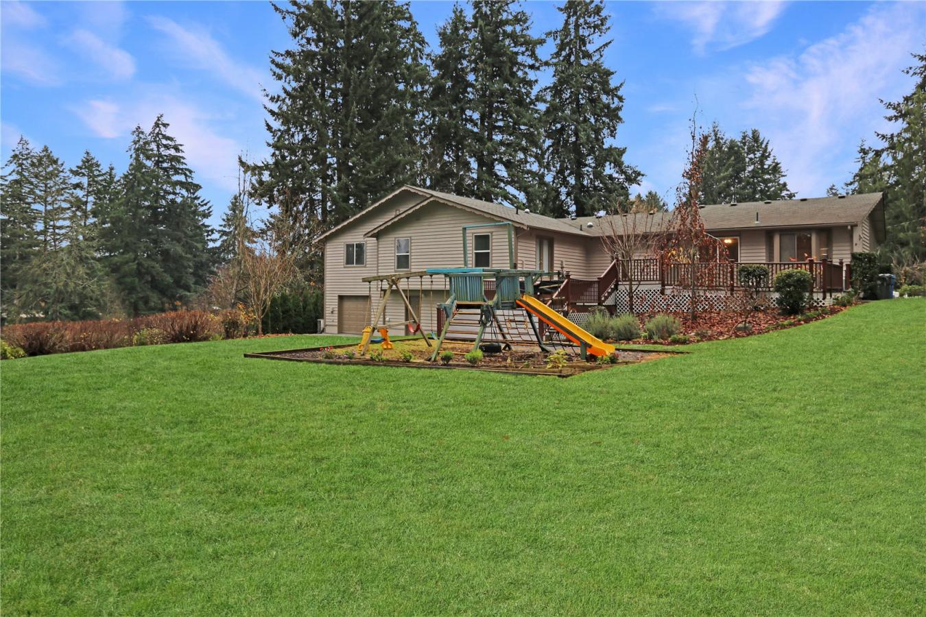 Tacoma, Pierce, 98446, United States, 4 Bedrooms Bedrooms, ,3 BathroomsBathrooms,Residential,For Sale,2001585