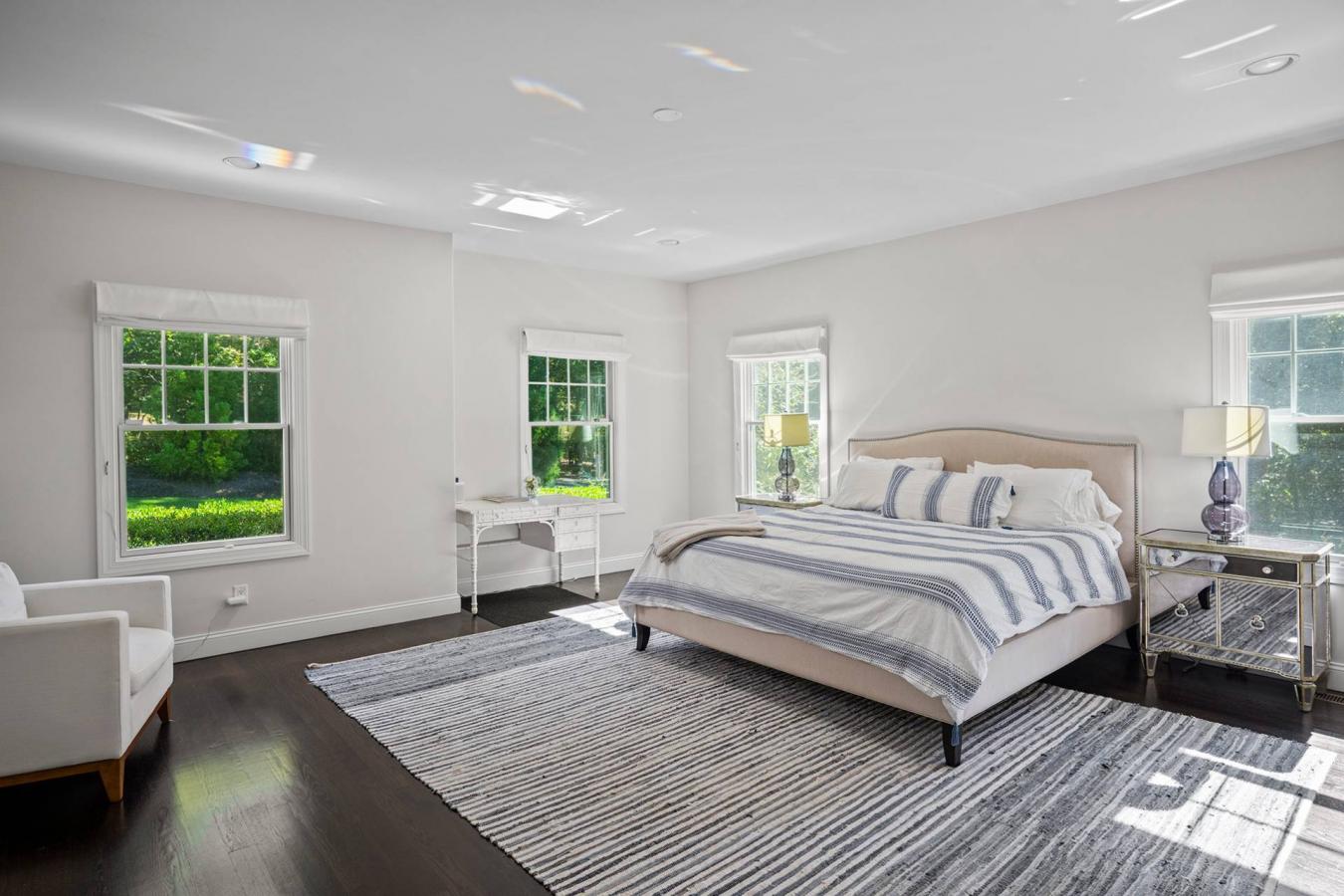 Southampton, New York, 11968, United States, 6 Bedrooms Bedrooms, ,5 BathroomsBathrooms,Residential,For Sale,2001580