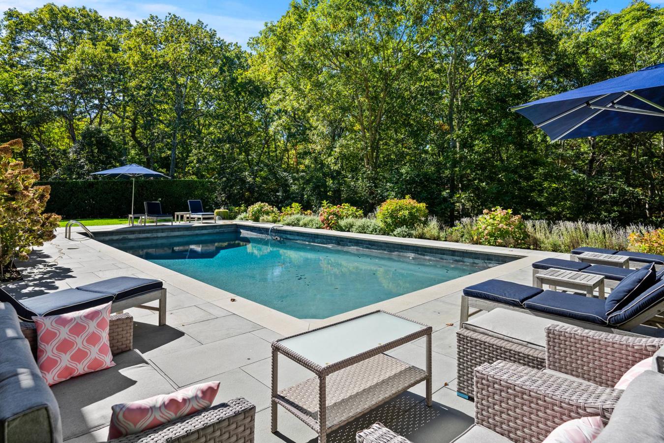 Southampton, New York, 11968, United States, 6 Bedrooms Bedrooms, ,5 BathroomsBathrooms,Residential,For Sale,2001580