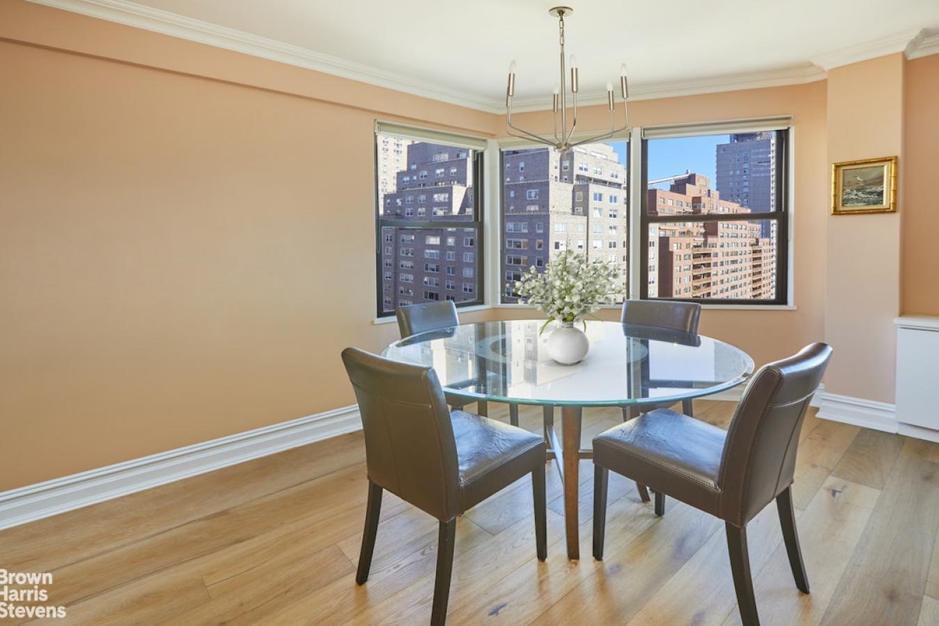 New York, New York, 10075, United States, 2 Bedrooms Bedrooms, ,2 BathroomsBathrooms,Residential,For Sale,2001578
