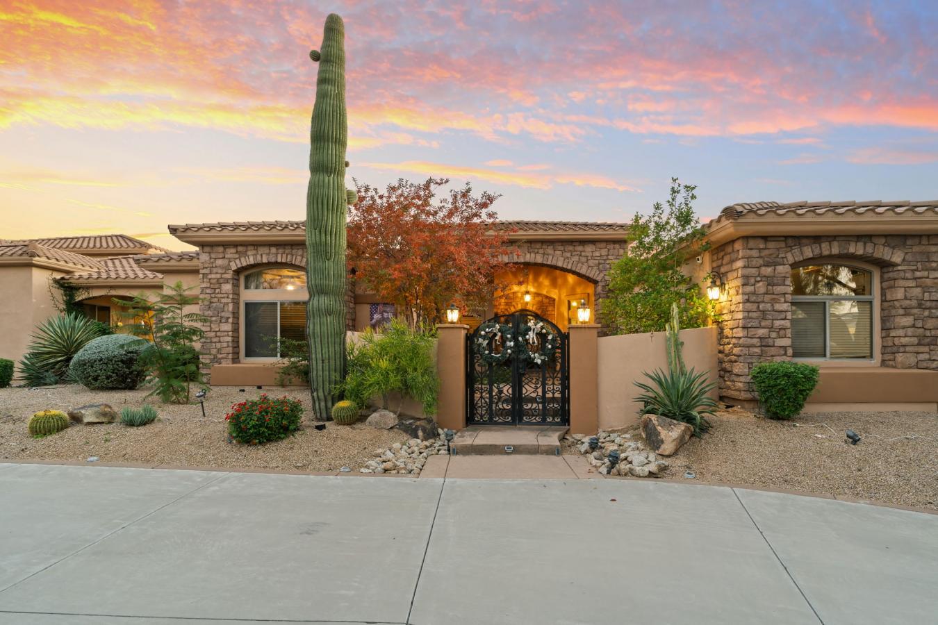 Cave Creek, Maricopa, 85331, United States, 6 Bedrooms Bedrooms, ,5 BathroomsBathrooms,Residential,For Sale,2002573