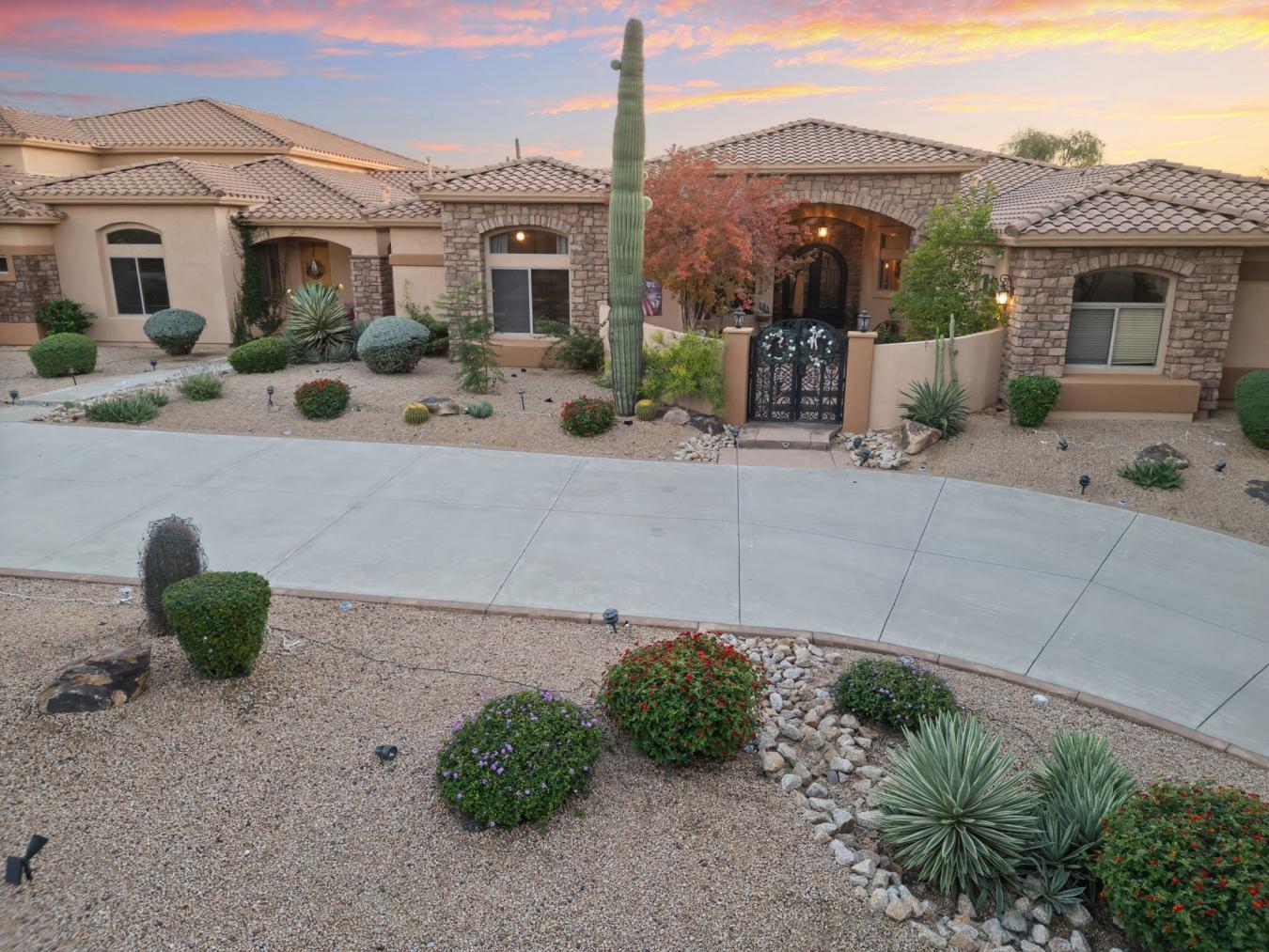 Cave Creek, Maricopa, 85331, United States, 6 Bedrooms Bedrooms, ,5 BathroomsBathrooms,Residential,For Sale,2002573