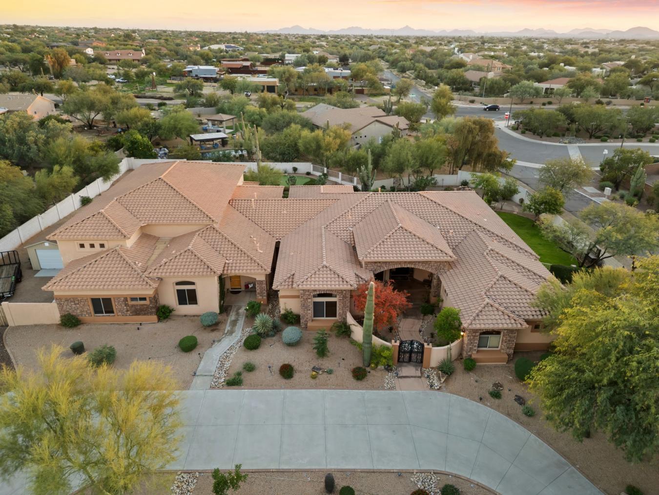 Cave Creek, Maricopa, 85331, United States, 6 Bedrooms Bedrooms, ,5 BathroomsBathrooms,Residential,For Sale,2002573