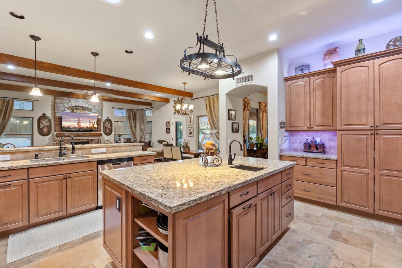 Cave Creek, Maricopa, 85331, United States, 6 Bedrooms Bedrooms, ,5 BathroomsBathrooms,Residential,For Sale,2002573