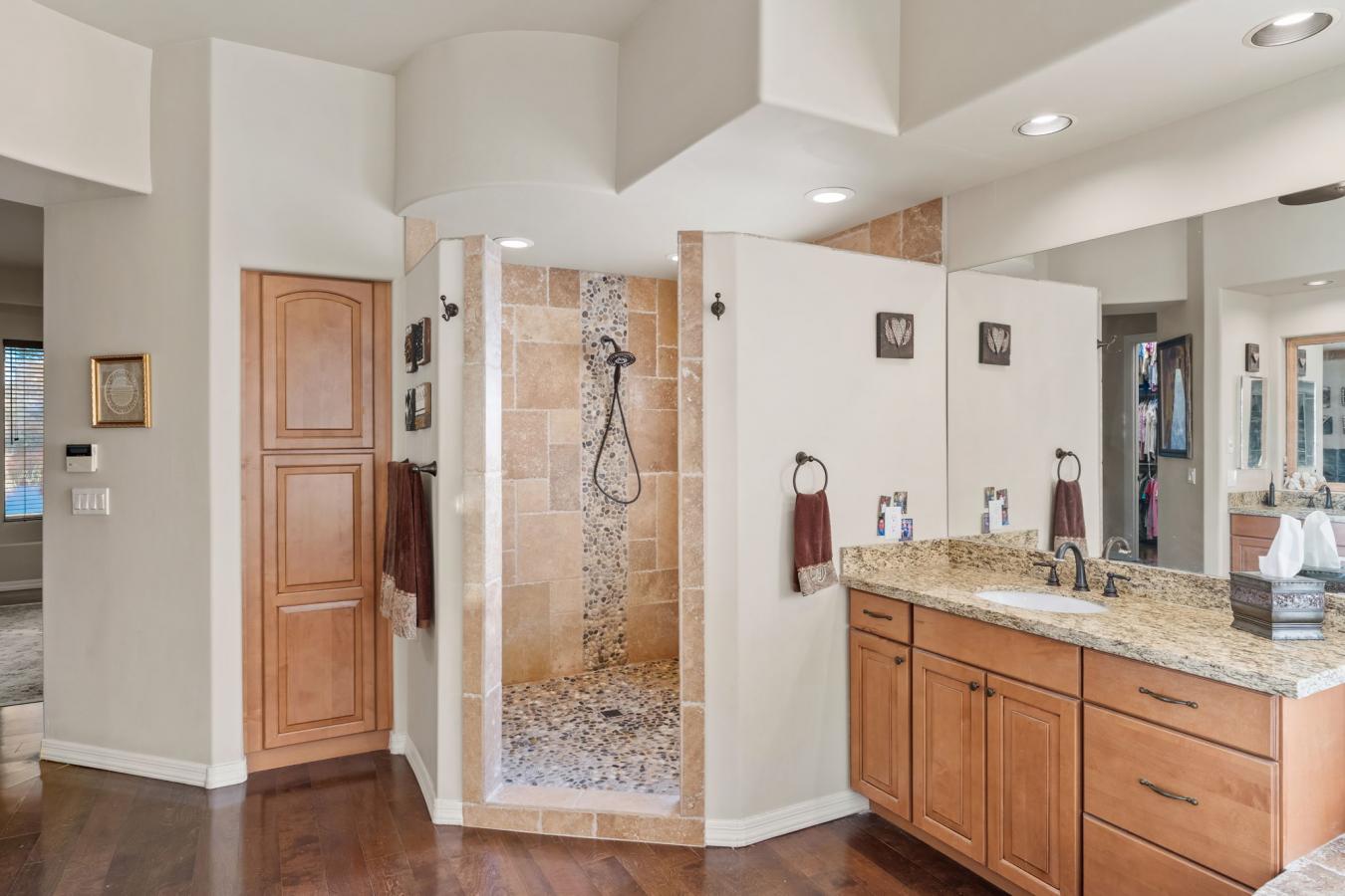 Cave Creek, Maricopa, 85331, United States, 6 Bedrooms Bedrooms, ,5 BathroomsBathrooms,Residential,For Sale,2002573