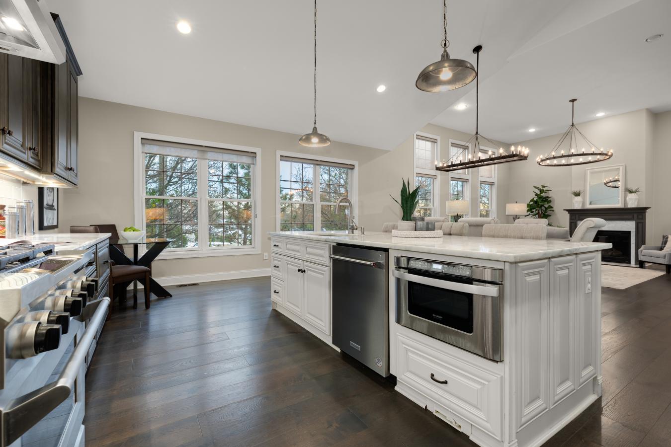 Chesterfield, Missouri, 63017, United States, 4 Bedrooms Bedrooms, ,3 BathroomsBathrooms,Residential,For Sale,2002572