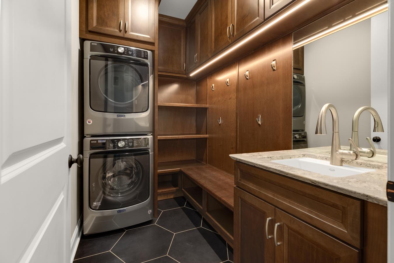 Chesterfield, Missouri, 63017, United States, 4 Bedrooms Bedrooms, ,3 BathroomsBathrooms,Residential,For Sale,2002572