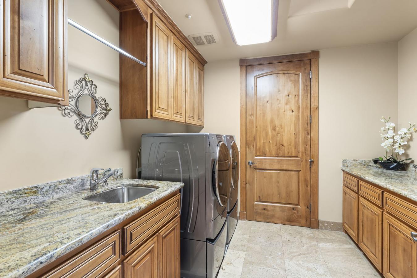 Scottsdale, Maricopa, 85259, United States, 6 Bedrooms Bedrooms, ,5 BathroomsBathrooms,Residential,For Sale,2002570