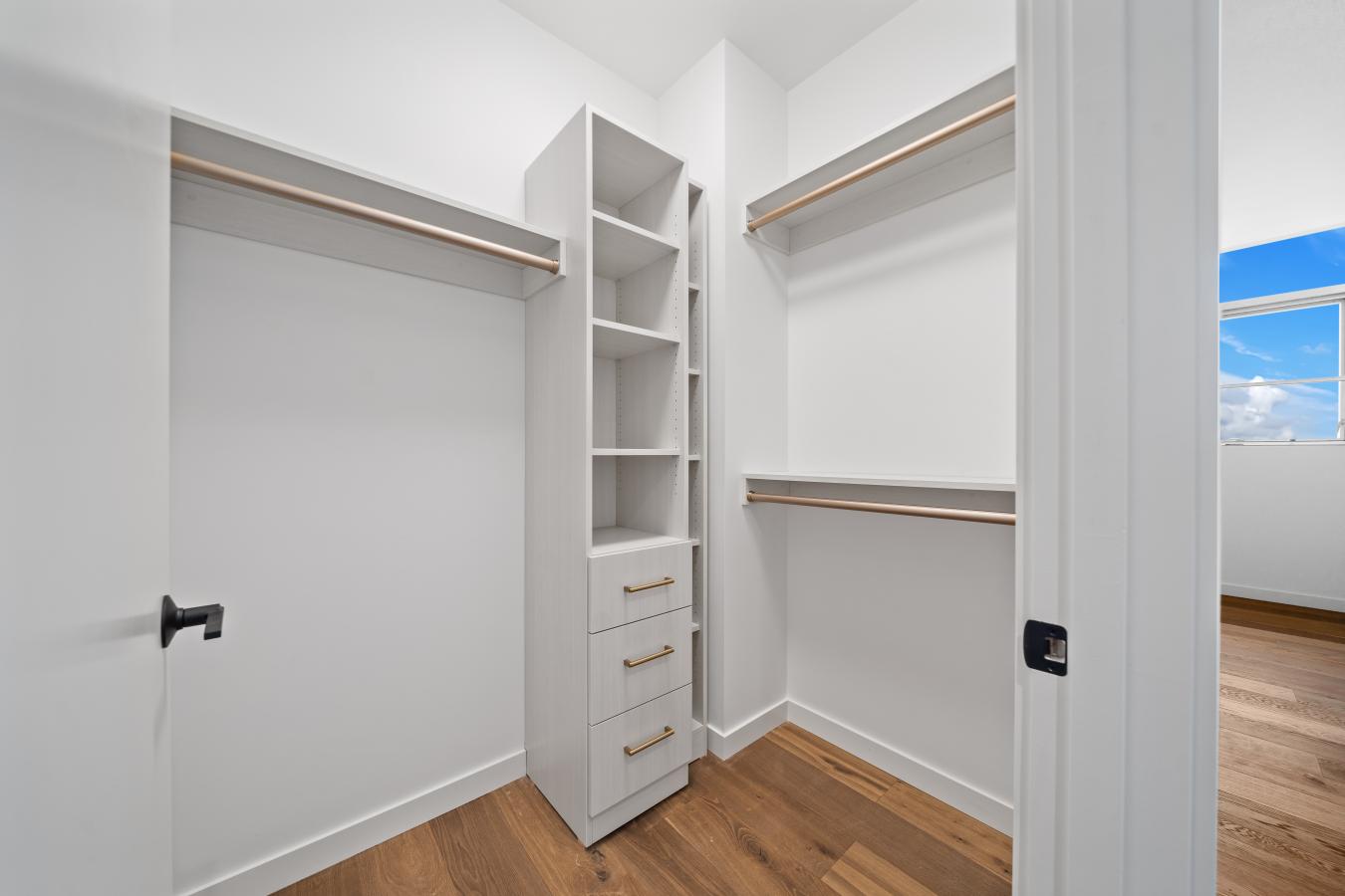 Vancouver, Washington, 98660, United States, 3 Bedrooms Bedrooms, ,3 BathroomsBathrooms,Residential,For Sale,2001576