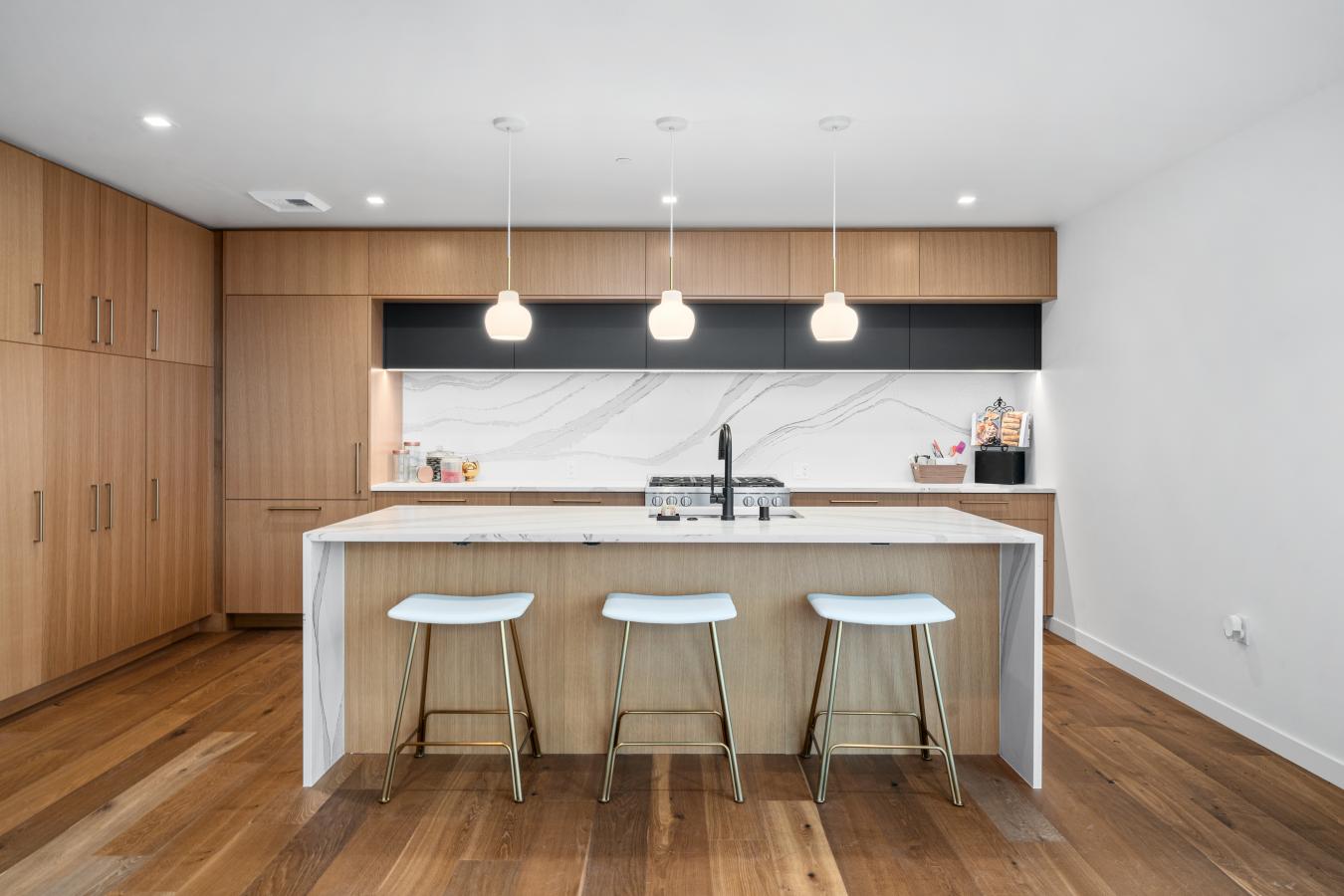 Vancouver, Washington, 98660, United States, 3 Bedrooms Bedrooms, ,3 BathroomsBathrooms,Residential,For Sale,2001576