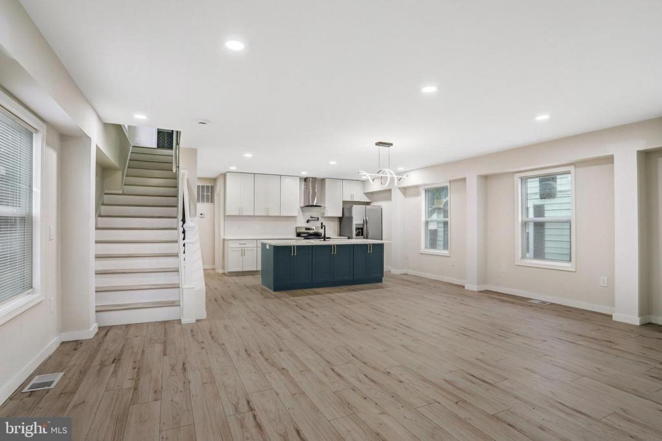 WASHINGTON, WASHINGTON, 20019, United States, ,Residential,For Sale,2002569