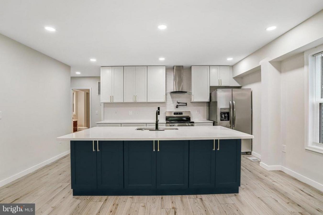 WASHINGTON, WASHINGTON, 20019, United States, ,Residential,For Sale,2002569