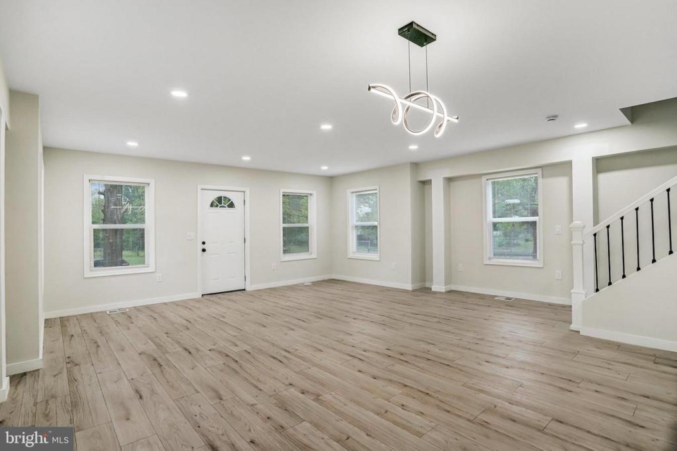 WASHINGTON, WASHINGTON, 20019, United States, ,Residential,For Sale,2002569