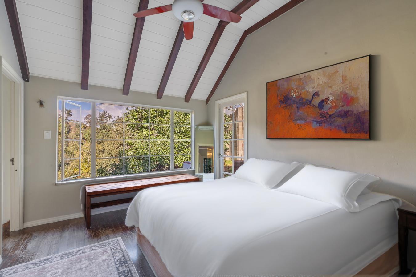 Los Angeles, Los Angeles, 90046, United States, 3 Bedrooms Bedrooms, ,3 BathroomsBathrooms,Residential,For Sale,2002566