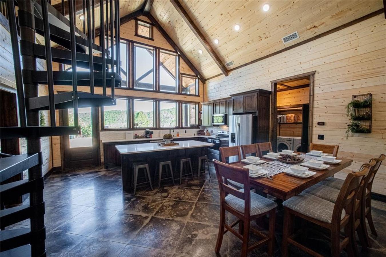 Broken Bow, McCurtain, 74728, United States, 4 Bedrooms Bedrooms, ,4 BathroomsBathrooms,Residential,For Sale,2002567