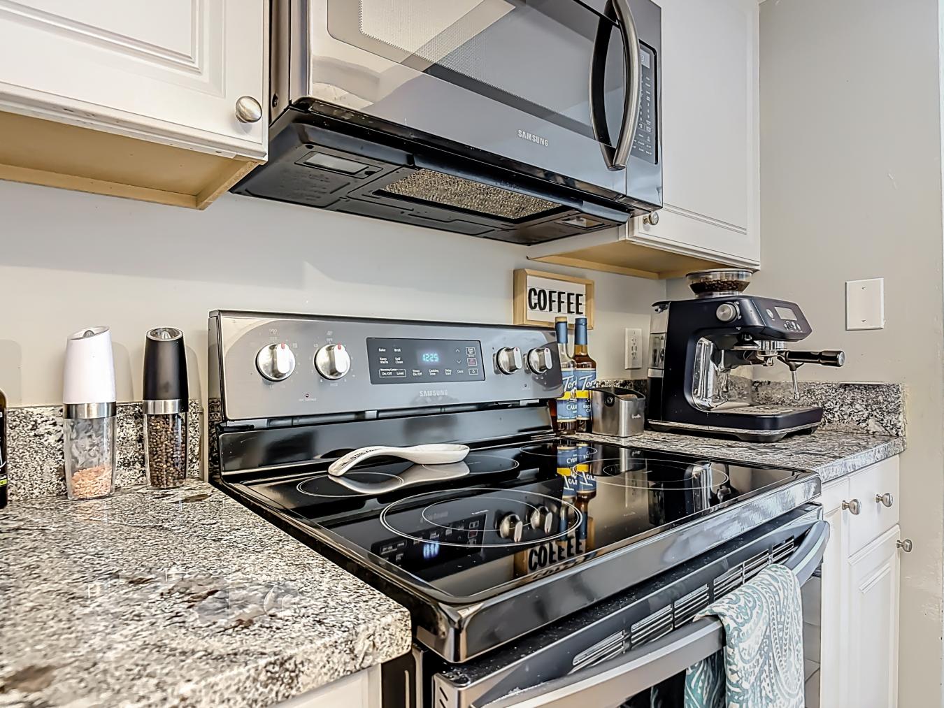 Ponce Inlet, Volusia, 32127, United States, 3 Bedrooms Bedrooms, ,2 BathroomsBathrooms,Residential,For Sale,2002564