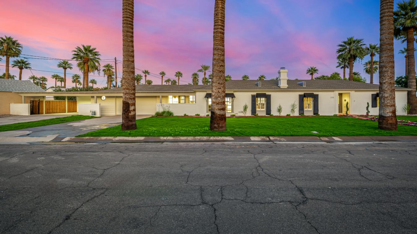 Phoenix, Arizona, 85007, United States, 4 Bedrooms Bedrooms, ,3 BathroomsBathrooms,Residential,For Sale,2001575