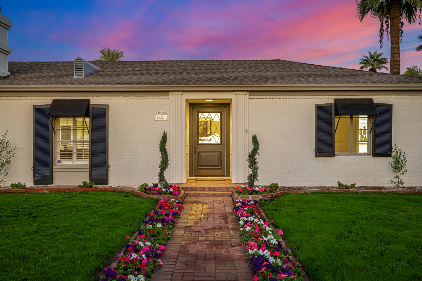 Phoenix, Arizona, 85007, United States, 4 Bedrooms Bedrooms, ,3 BathroomsBathrooms,Residential,For Sale,2001575