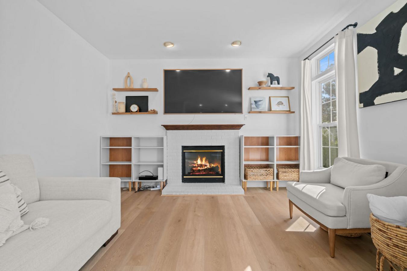 Columbia, Maryland, 21044, United States, 4 Bedrooms Bedrooms, ,2 BathroomsBathrooms,Residential,For Sale,2002562