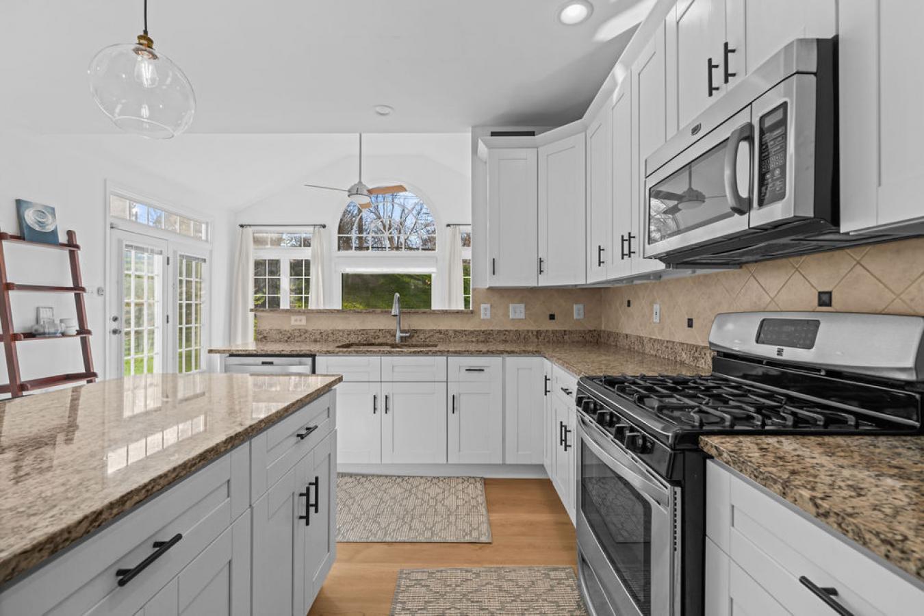 Columbia, Maryland, 21044, United States, 4 Bedrooms Bedrooms, ,2 BathroomsBathrooms,Residential,For Sale,2002562