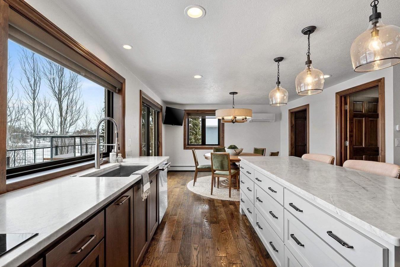 DE PERE, BROWN, 54115, United States, 5 Bedrooms Bedrooms, ,3 BathroomsBathrooms,Residential,For Sale,2002882