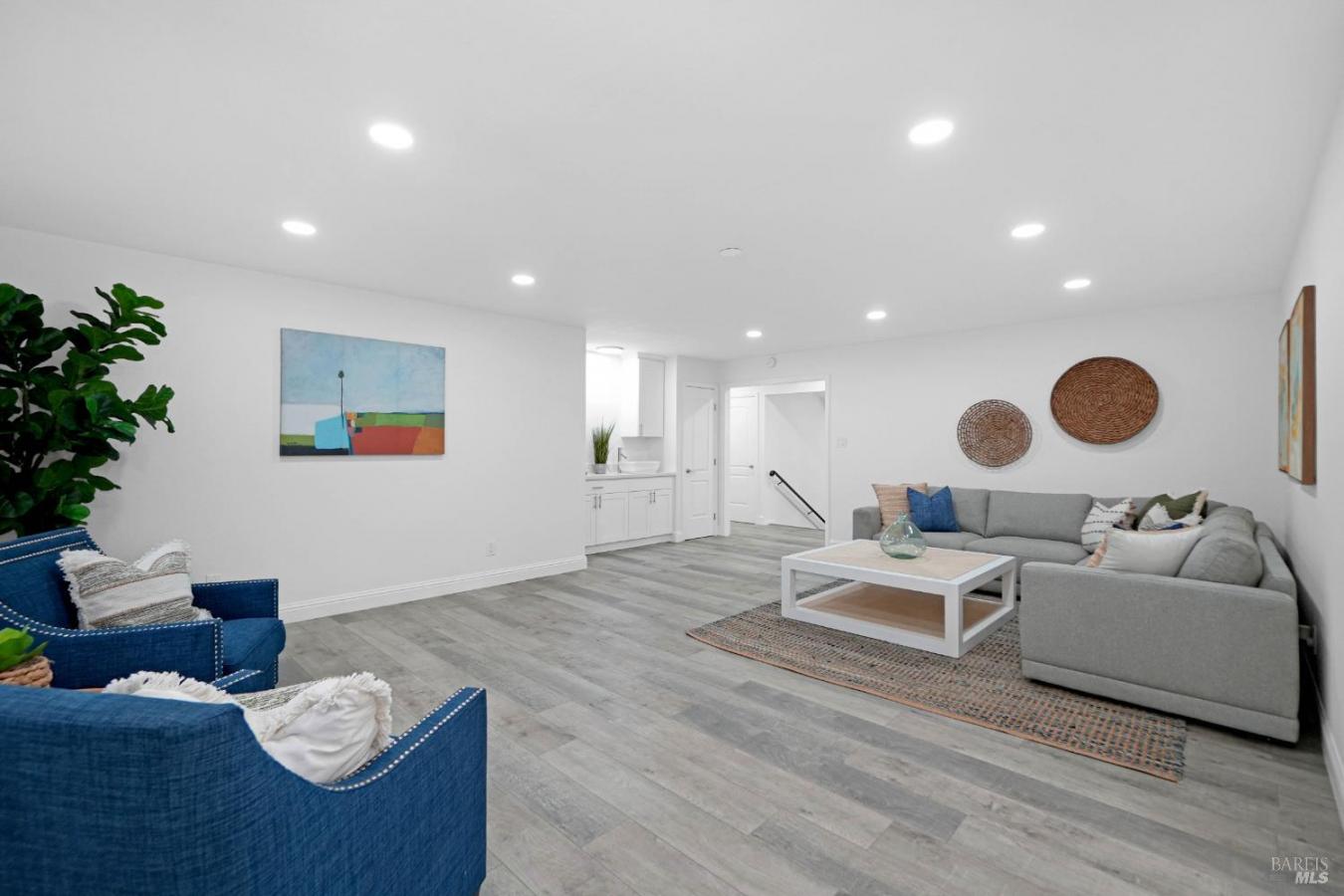 Vallejo, Solano, 94591, United States, 4 Bedrooms Bedrooms, ,2 BathroomsBathrooms,Residential,For Sale,2003869