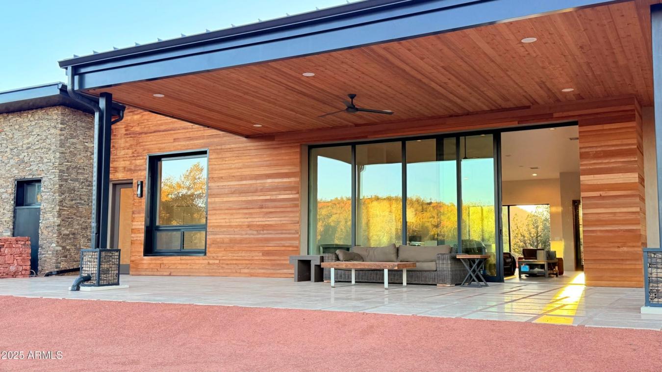 Sedona, Sedona, 85016, United States, 3 Bedrooms Bedrooms, ,4 BathroomsBathrooms,Residential,For Sale,2002881