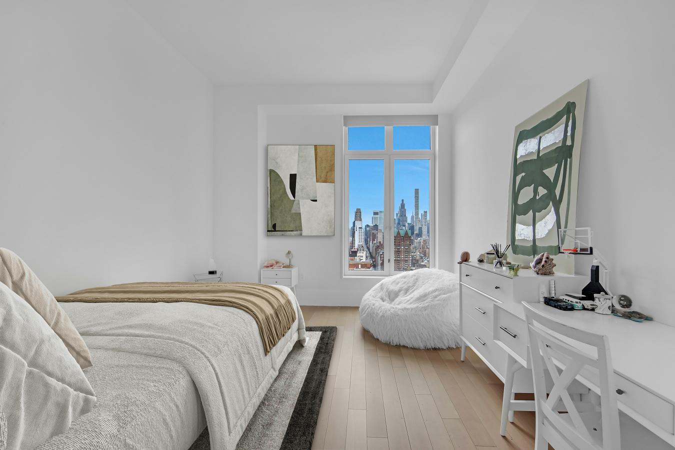 New York, New York, 10028, United States, 3 Bedrooms Bedrooms, ,3 BathroomsBathrooms,Residential,For Sale,2002646