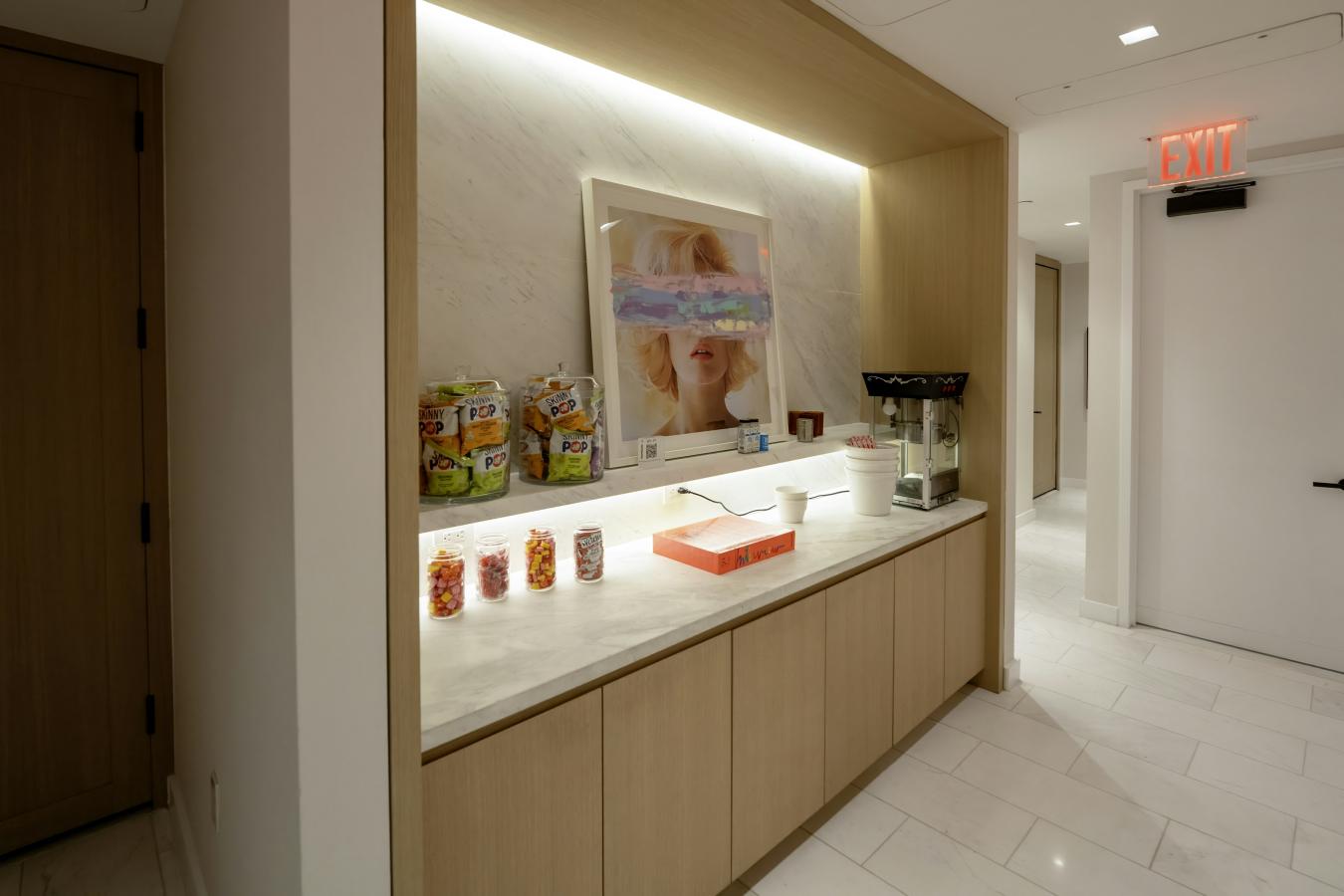 New York, New York, 10028, United States, 3 Bedrooms Bedrooms, ,3 BathroomsBathrooms,Residential,For Sale,2002646