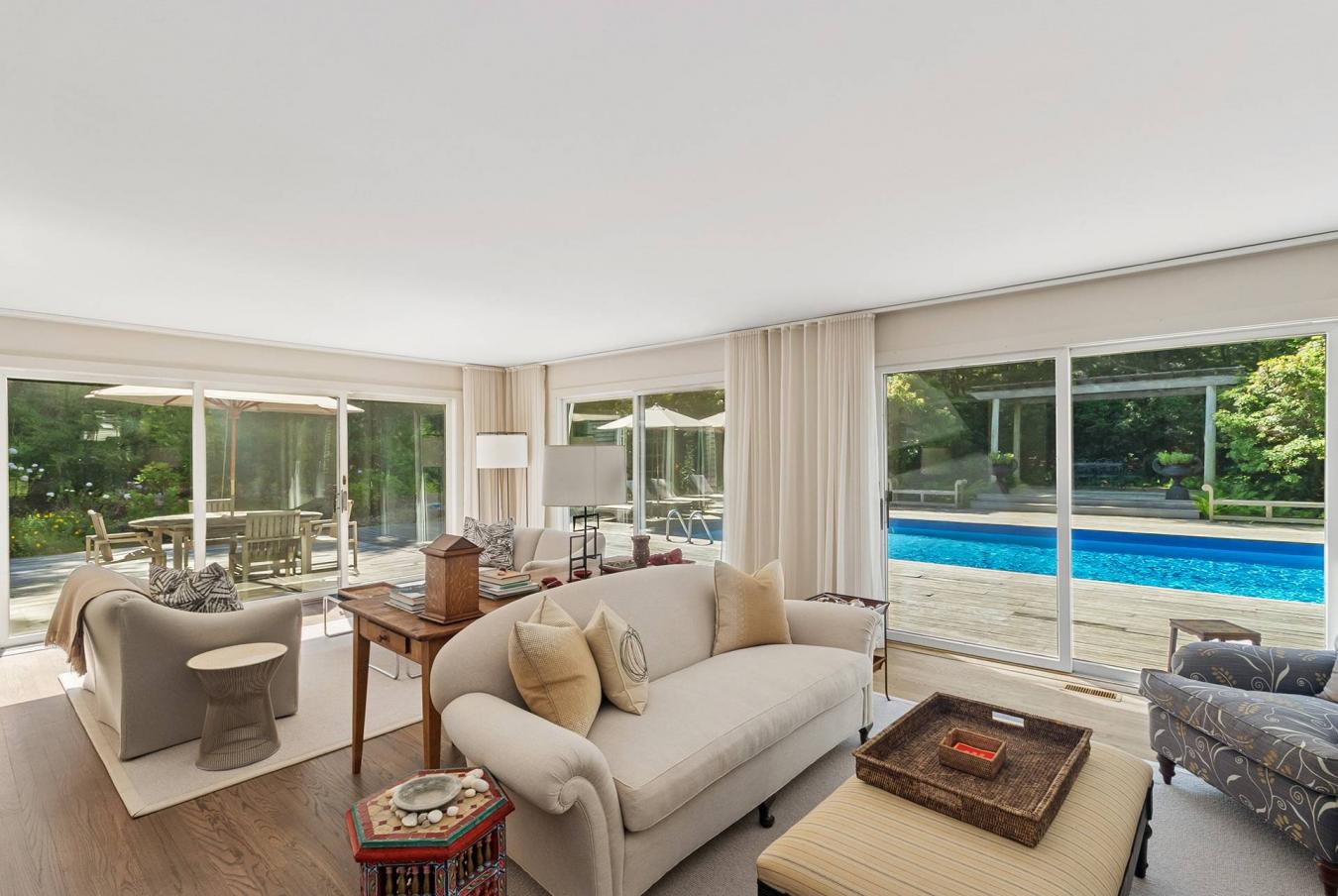 East Hampton, New York, 11937, United States, 3 Bedrooms Bedrooms, ,2 BathroomsBathrooms,Residential,For Sale,2002644