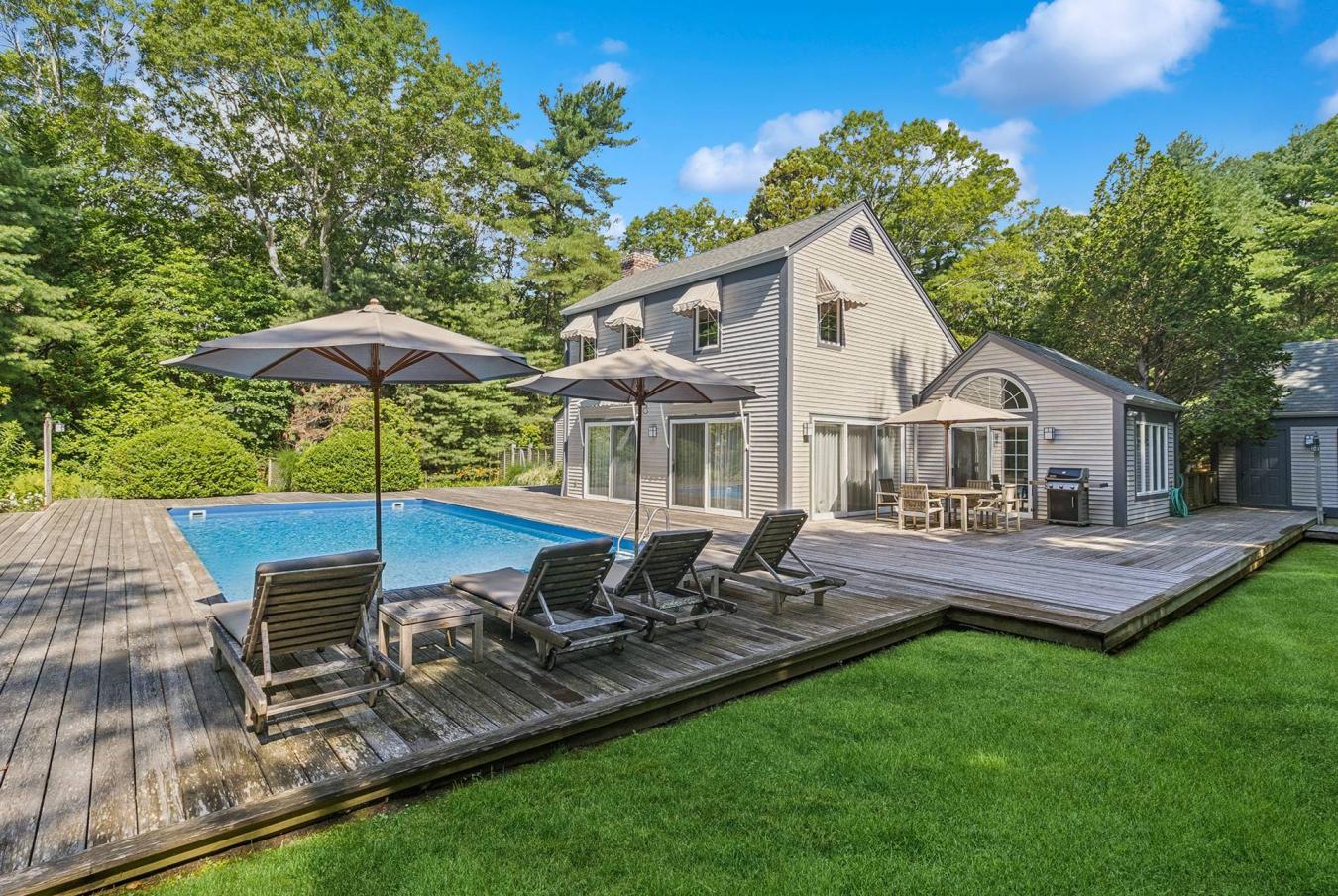 East Hampton, New York, 11937, United States, 3 Bedrooms Bedrooms, ,2 BathroomsBathrooms,Residential,For Sale,2002644