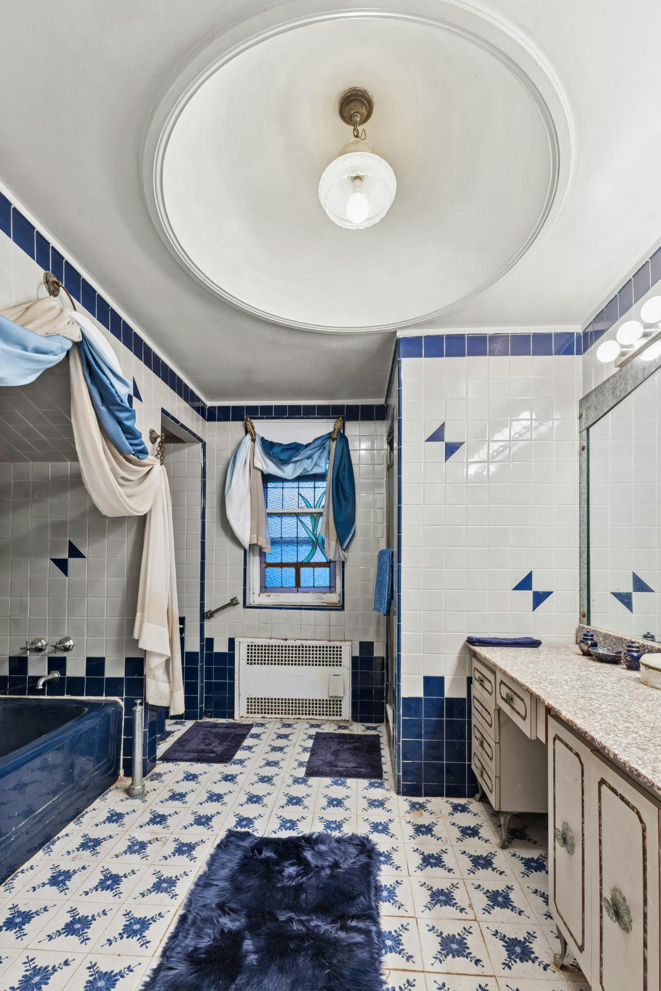 Madison, New York, 11229, United States, 3 Bedrooms Bedrooms, ,3 BathroomsBathrooms,Residential,For Sale,2002645