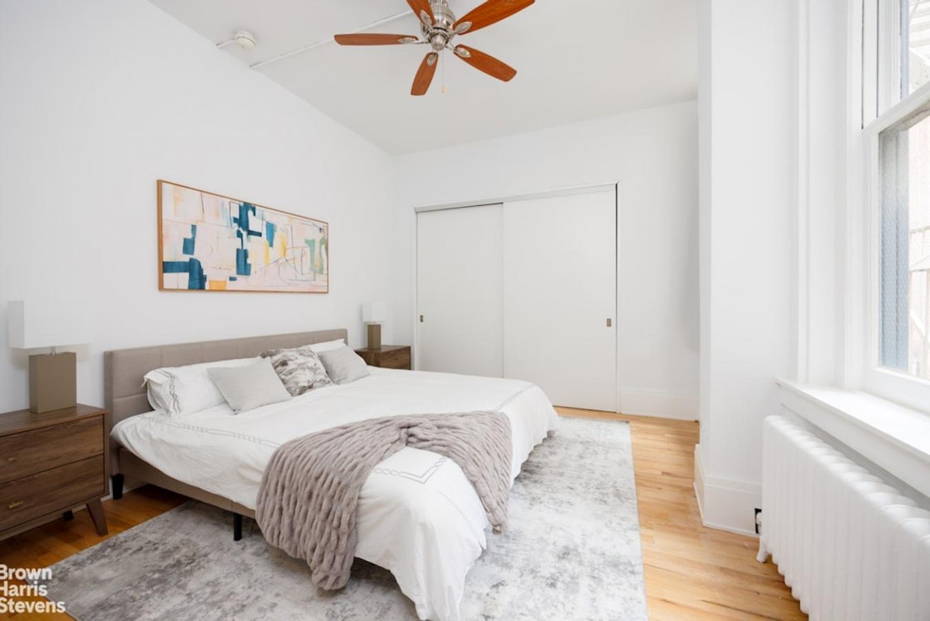 Financial District, New York, 10005, United States, 2 Bedrooms Bedrooms, ,2 BathroomsBathrooms,Residential,For Sale,2002641