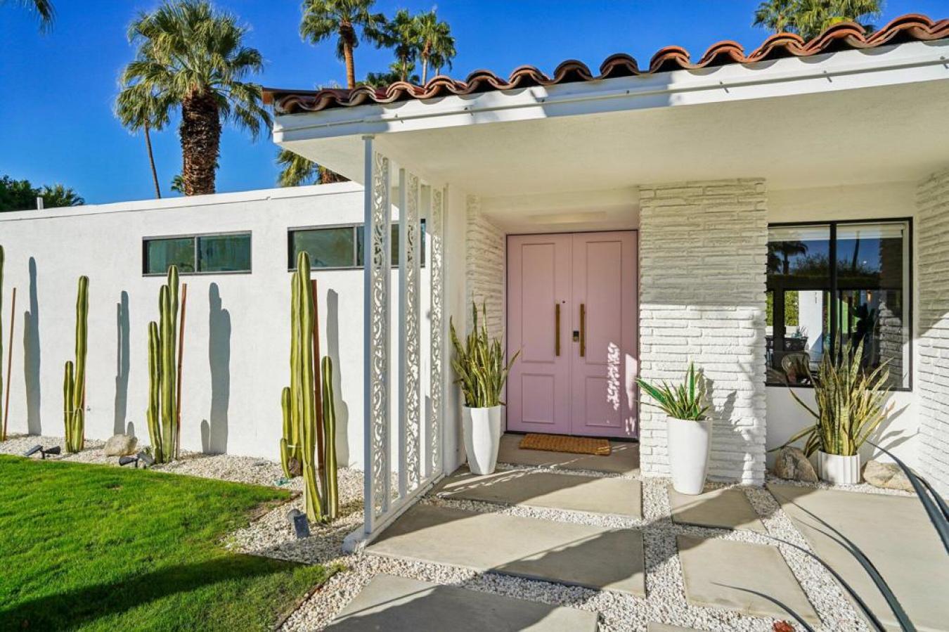 Palm Springs, Riverside, 92262, United States, 4 Bedrooms Bedrooms, ,4 BathroomsBathrooms,Residential,For Sale,2002880