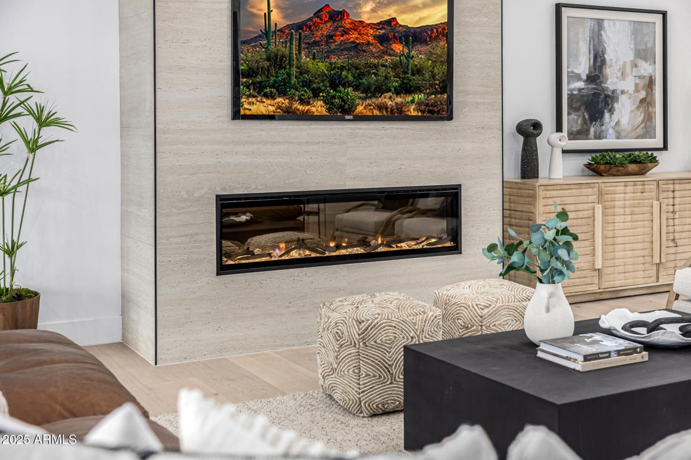 Phoenix, Maricopa, 85018, United States, 4 Bedrooms Bedrooms, ,4 BathroomsBathrooms,Residential,For Sale,2002879