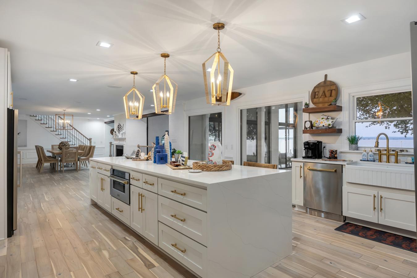 Tappahannok, Virginia, 22560, United States, 12 Bedrooms Bedrooms, ,11 BathroomsBathrooms,Residential,For Sale,2002876