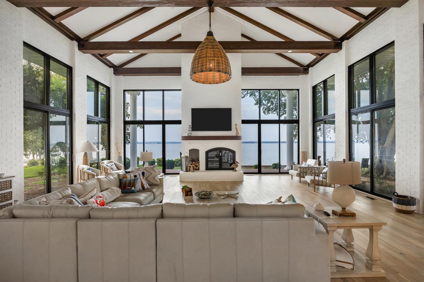 Tappahannok, Virginia, 22560, United States, 12 Bedrooms Bedrooms, ,11 BathroomsBathrooms,Residential,For Sale,2002876