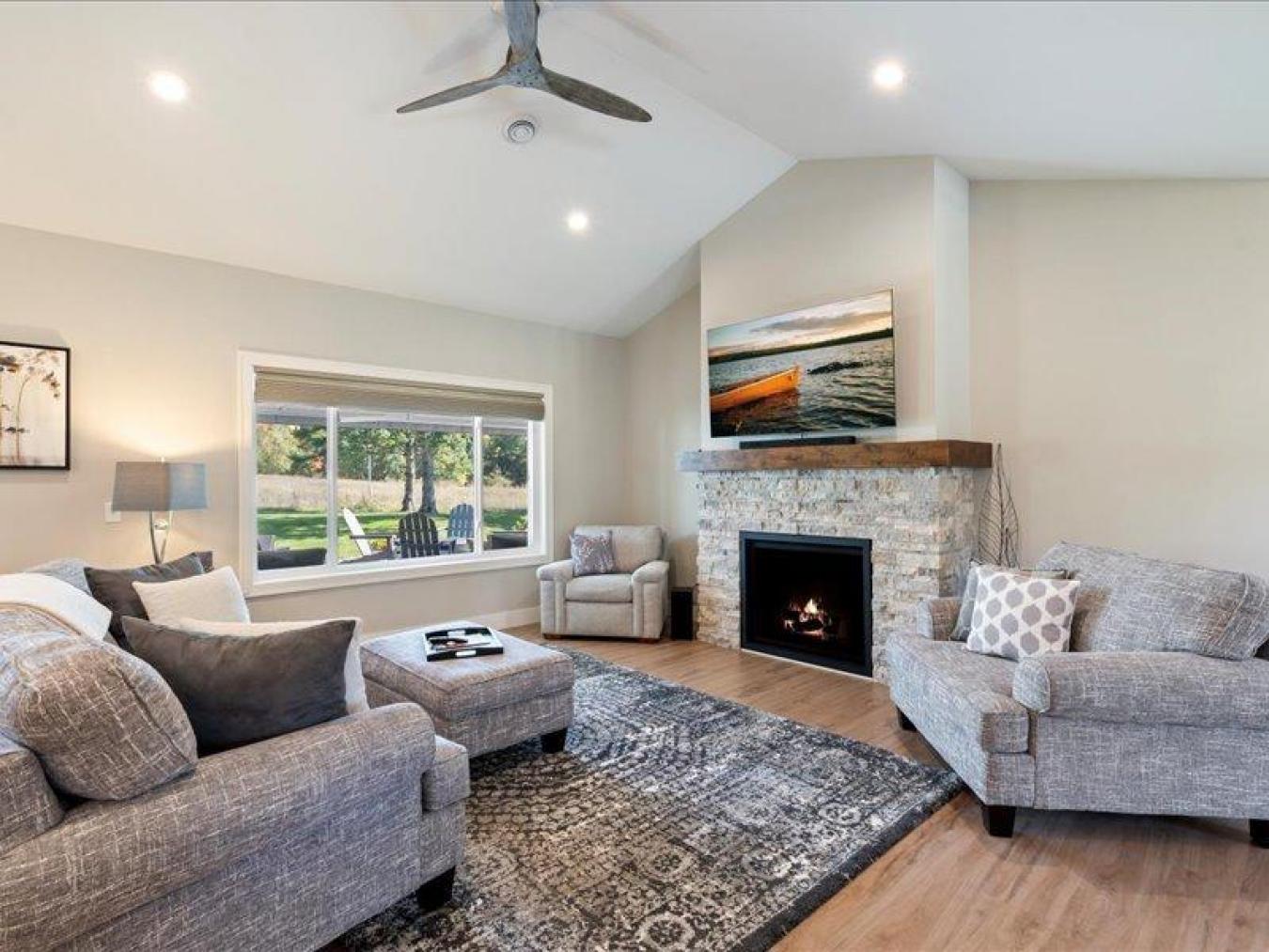 East Gull Lake, Cass, 56401, United States, 3 Bedrooms Bedrooms, ,2 BathroomsBathrooms,Residential,For Sale,2003862