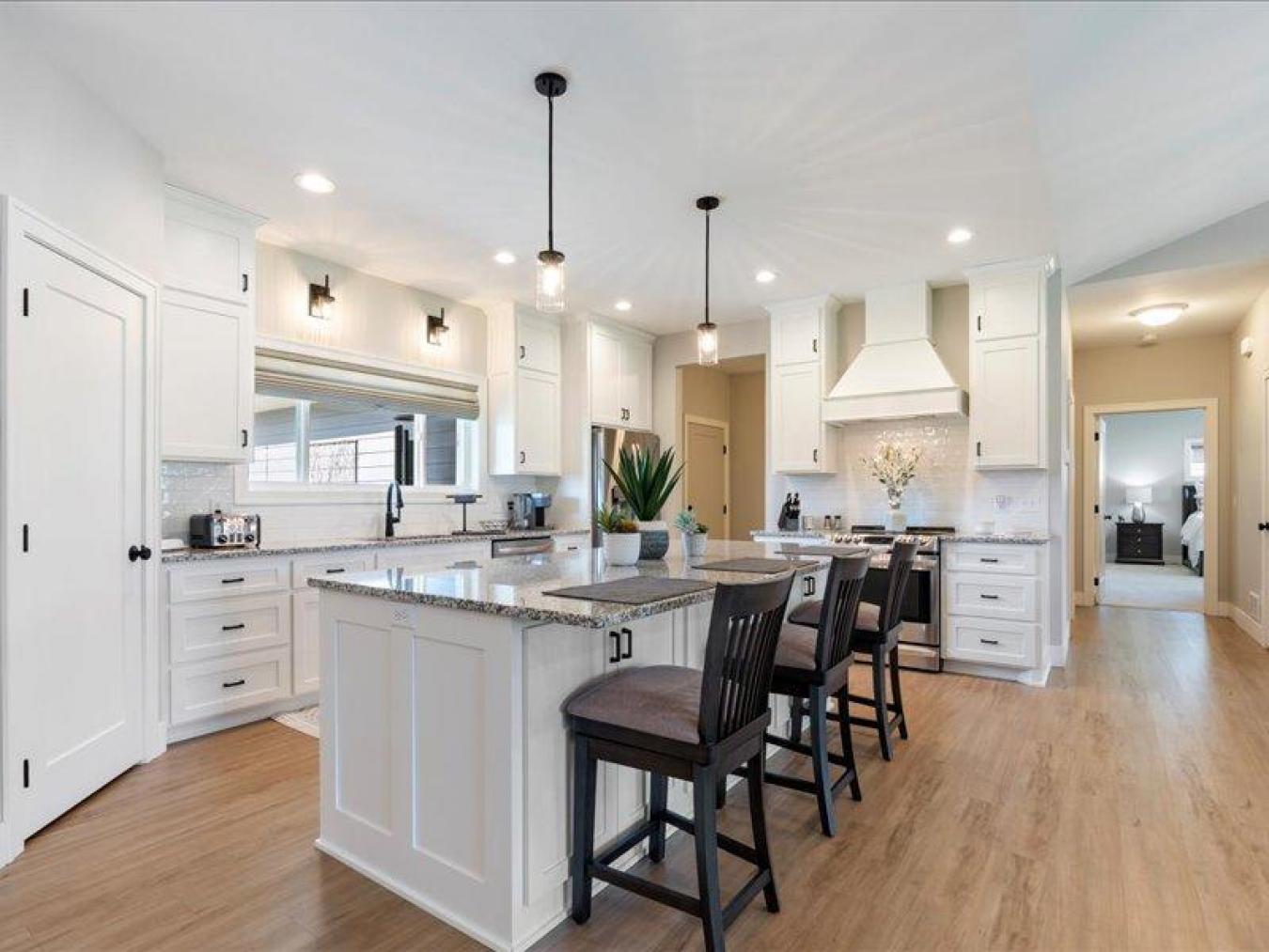 East Gull Lake, Cass, 56401, United States, 3 Bedrooms Bedrooms, ,2 BathroomsBathrooms,Residential,For Sale,2003862