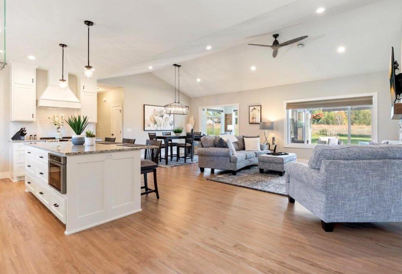 East Gull Lake, Cass, 56401, United States, 3 Bedrooms Bedrooms, ,2 BathroomsBathrooms,Residential,For Sale,2003862