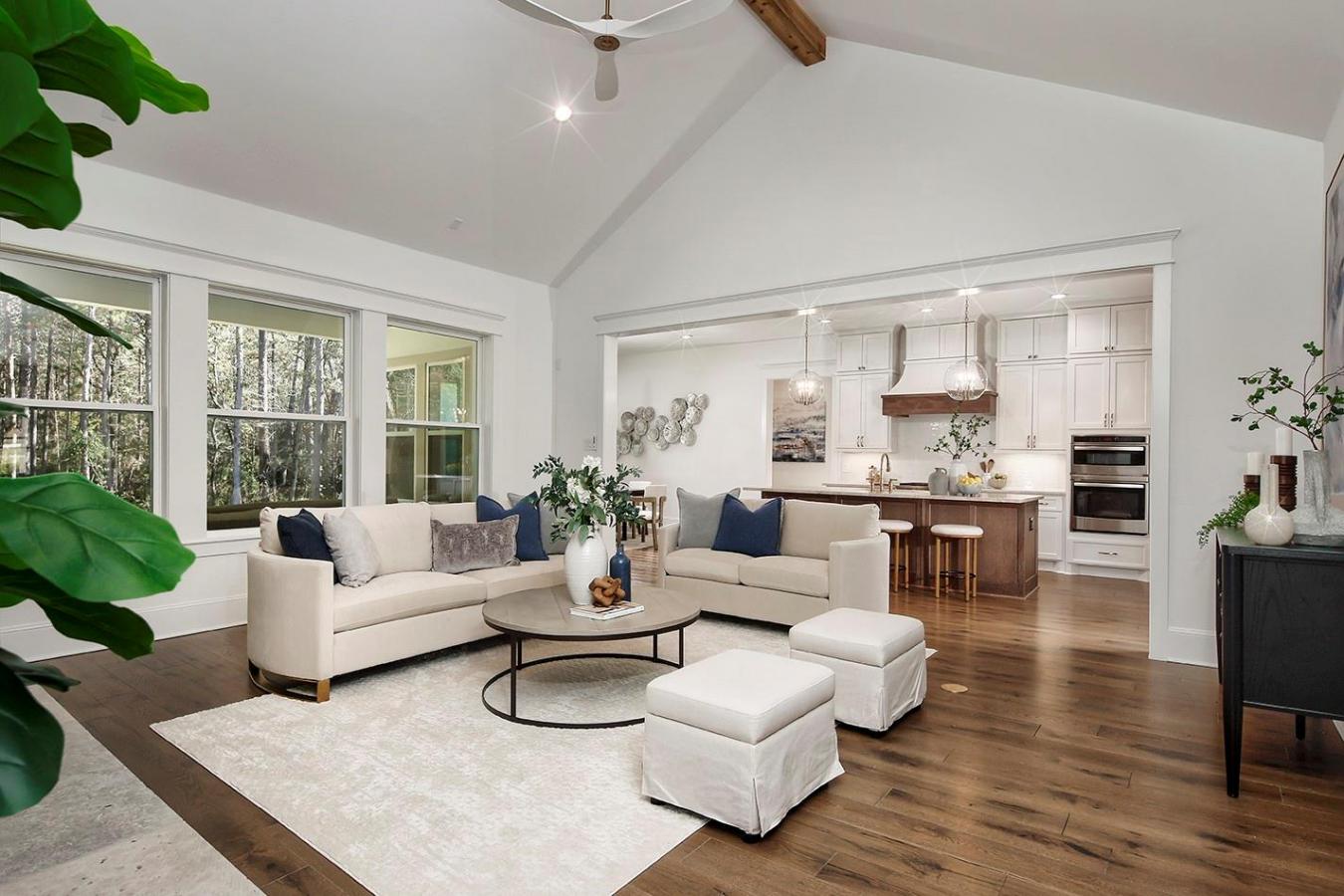 Huntsville, Walker, 77340, United States, 3 Bedrooms Bedrooms, ,2 BathroomsBathrooms,Residential,For Sale,2003860