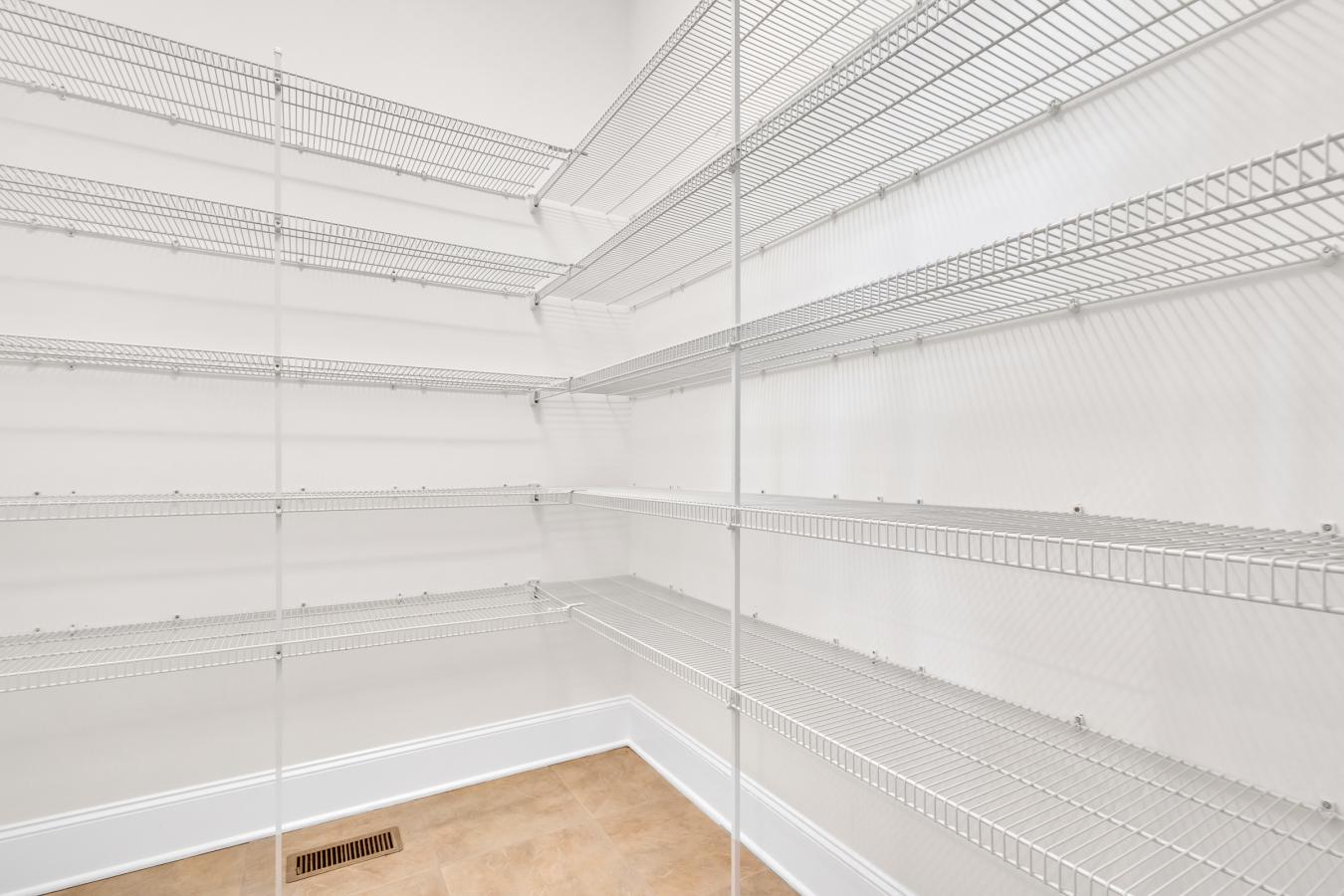 Belhaven, Beaufort, 27810, United States, 4 Bedrooms Bedrooms, ,3 BathroomsBathrooms,Residential,For Sale,2003850