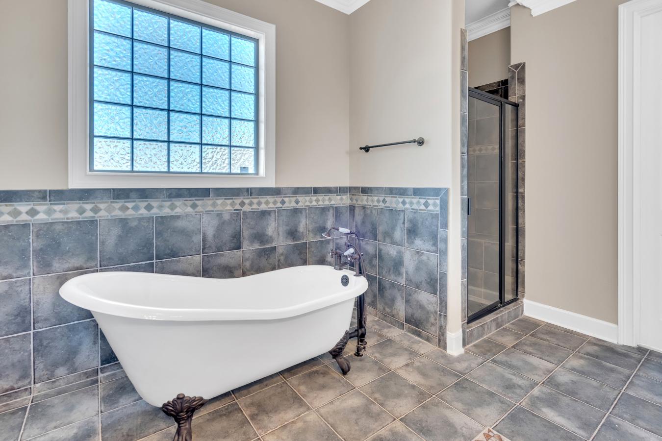 Belhaven, Beaufort, 27810, United States, 4 Bedrooms Bedrooms, ,3 BathroomsBathrooms,Residential,For Sale,2003850