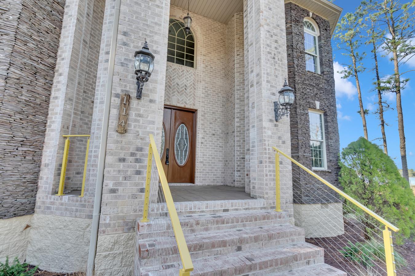 Belhaven, Beaufort, 27810, United States, 4 Bedrooms Bedrooms, ,3 BathroomsBathrooms,Residential,For Sale,2003850